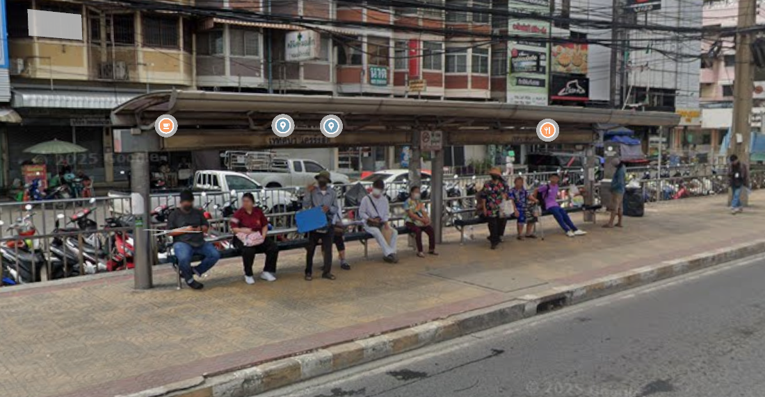 ป้ายรถเมล์หน้าหมู่บ้านรัตนโกสินตร์ 200 ปี