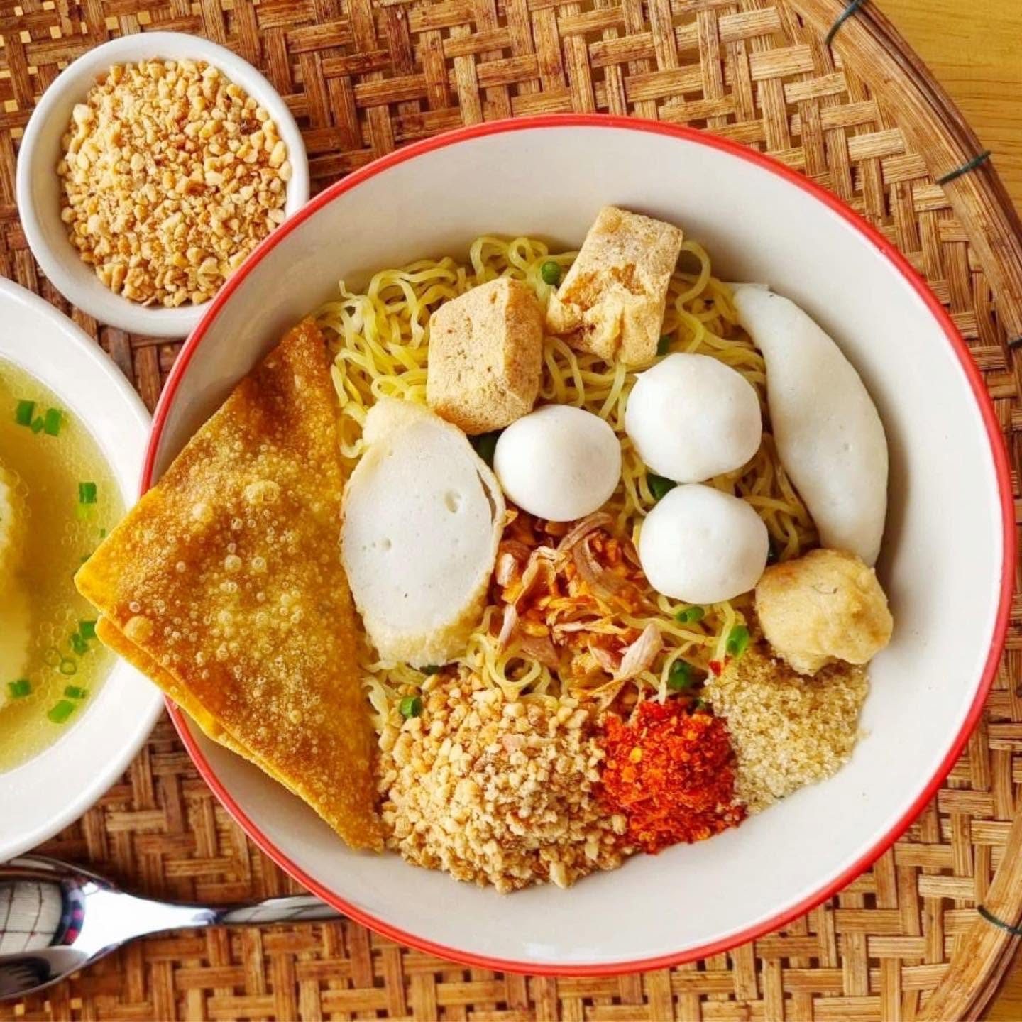 ร้านเย็นตาโฟ 1000 แซ่บ สาขาเมืองเอก รังสิต photo 2